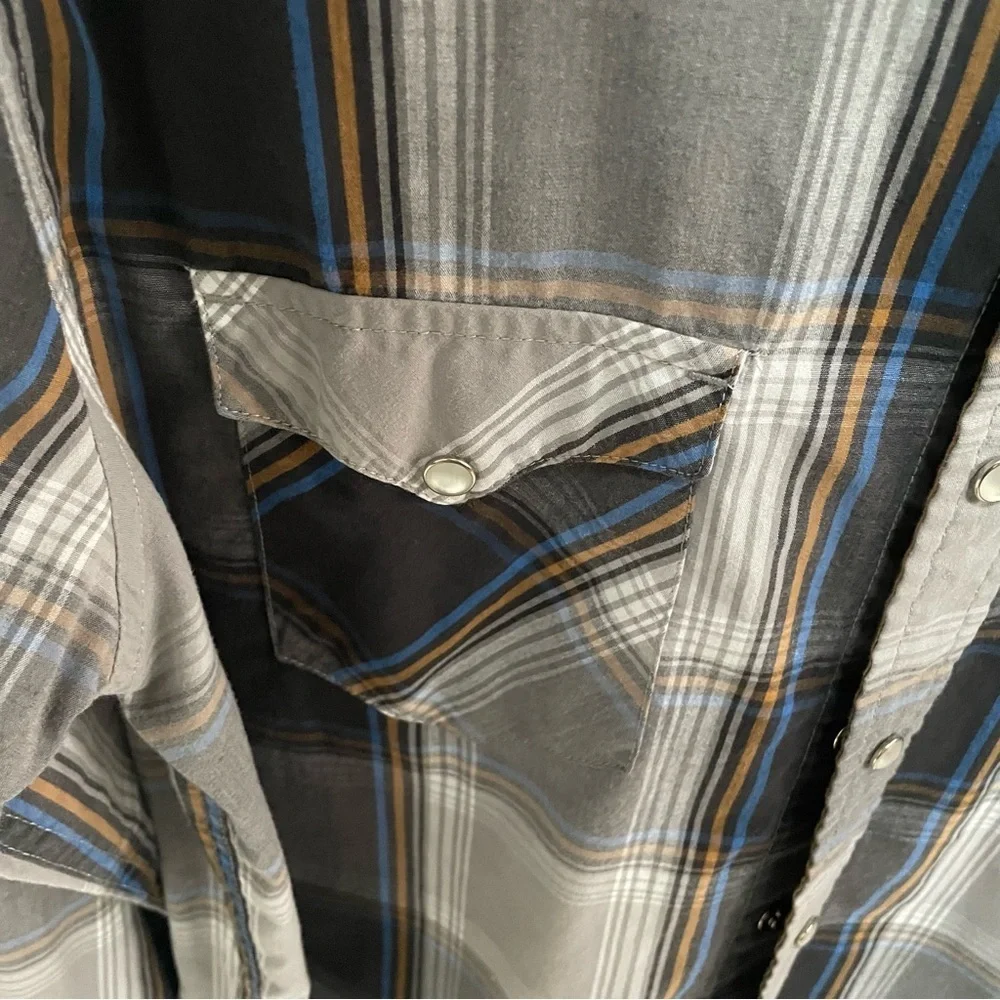 Levi’s Men’s Plaid Pearl Snap Regular Fit Long Sleeve Western Shirt Country